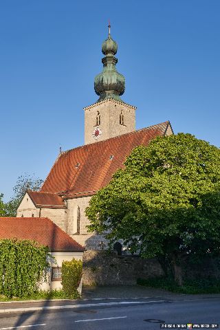 Gemeinde Tyrlaching Landkreis Altötting Pfarrkirche St. Johann Baptist (Dirschl Johann) Deutschland AÖ